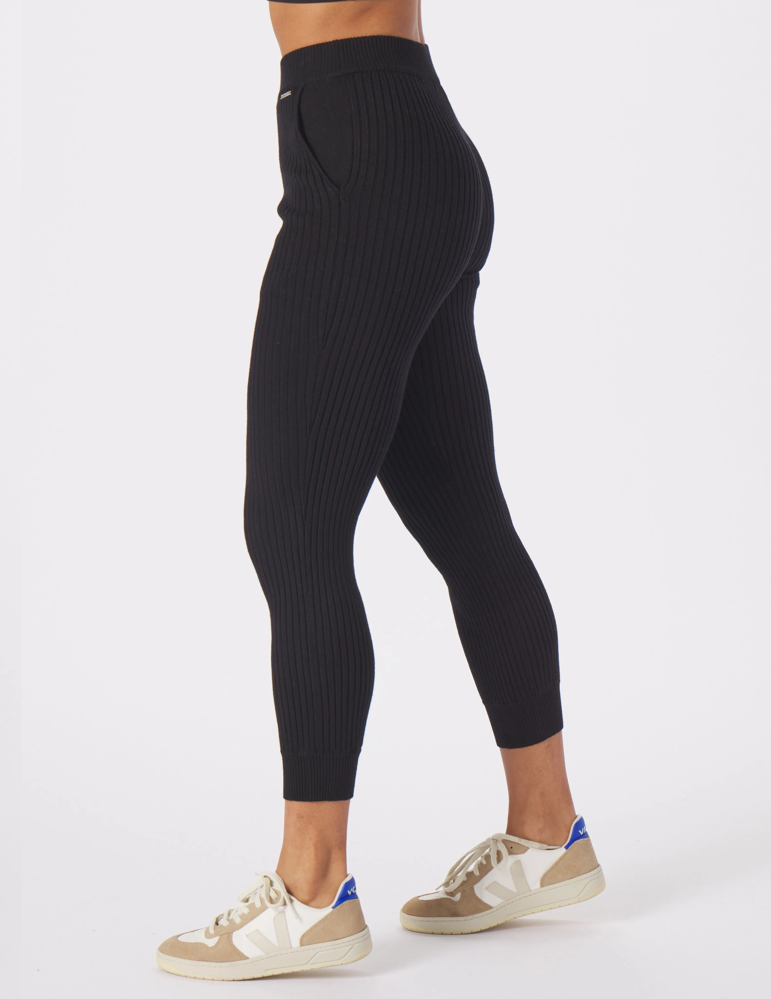 Couture Rib Jogger: Black