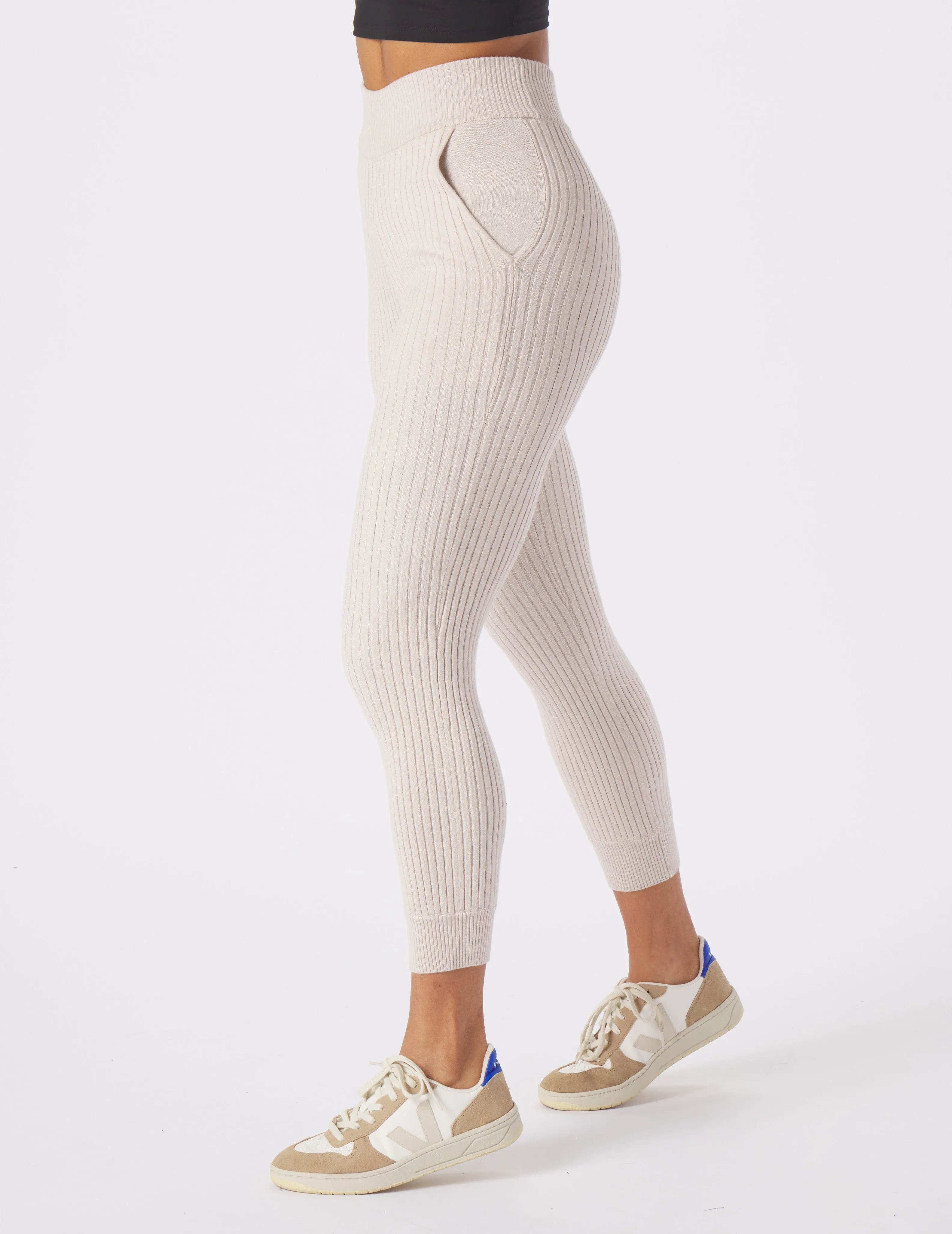 Couture Rib Jogger: Oatmilk