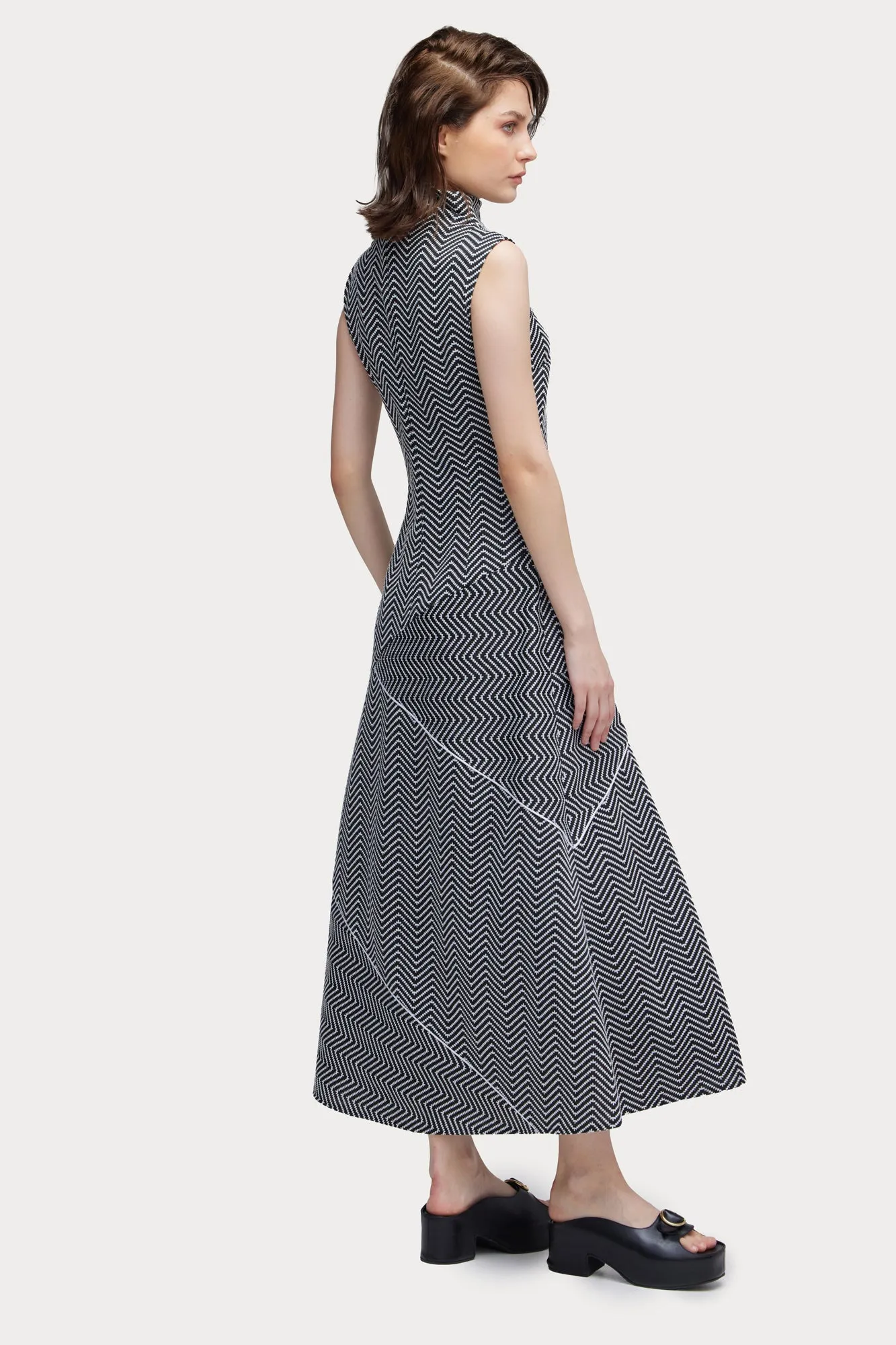 Fashion Textured Knit Long Dress Zigzag