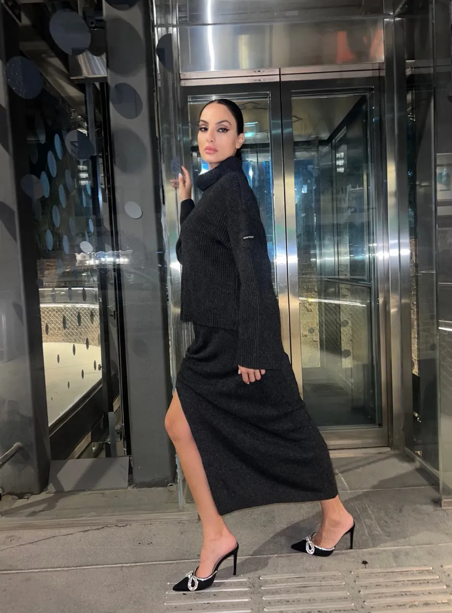 INNA MANOLI KNIT