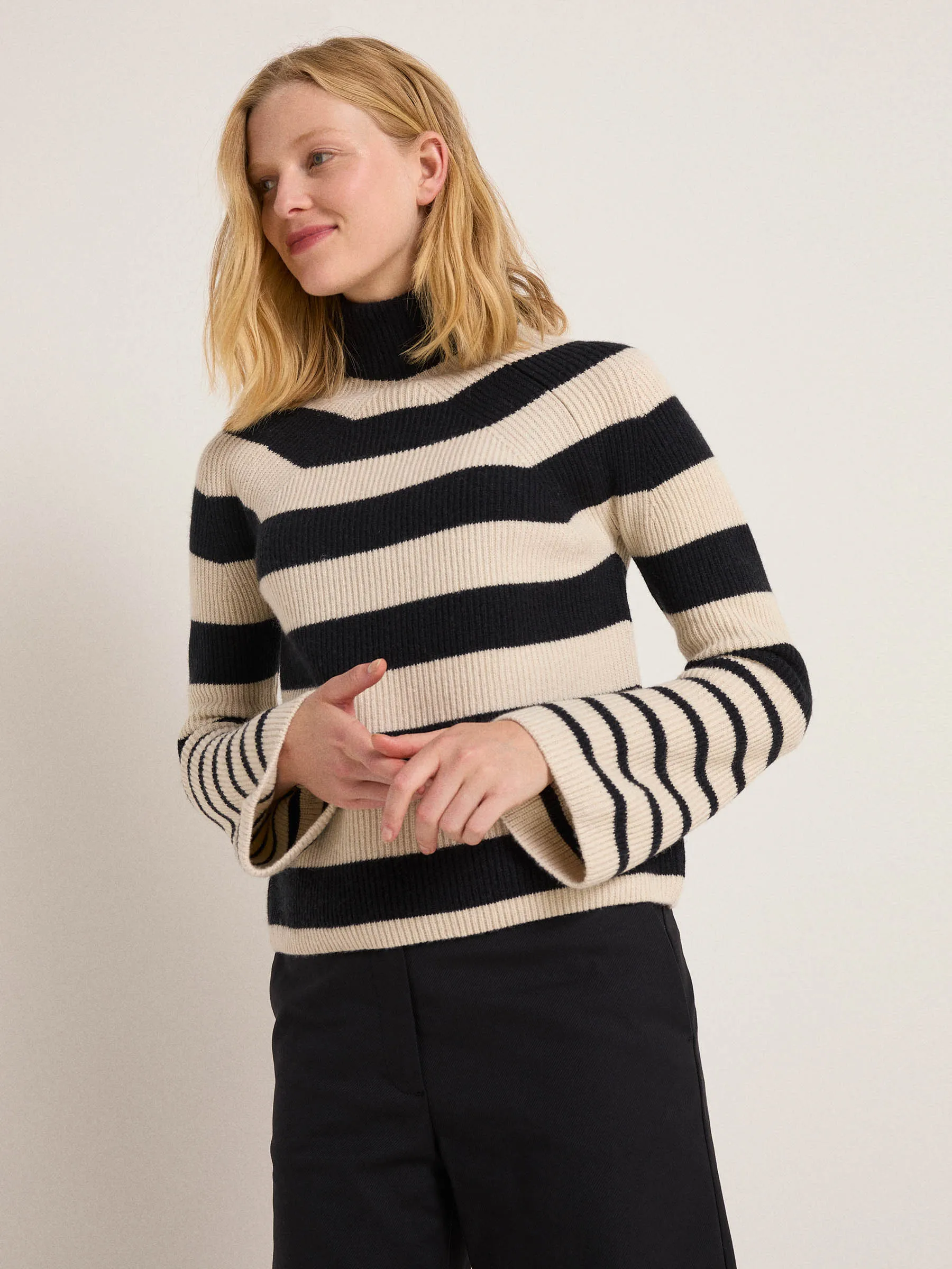 Lanius Rippenpullover GOTS black/ off white