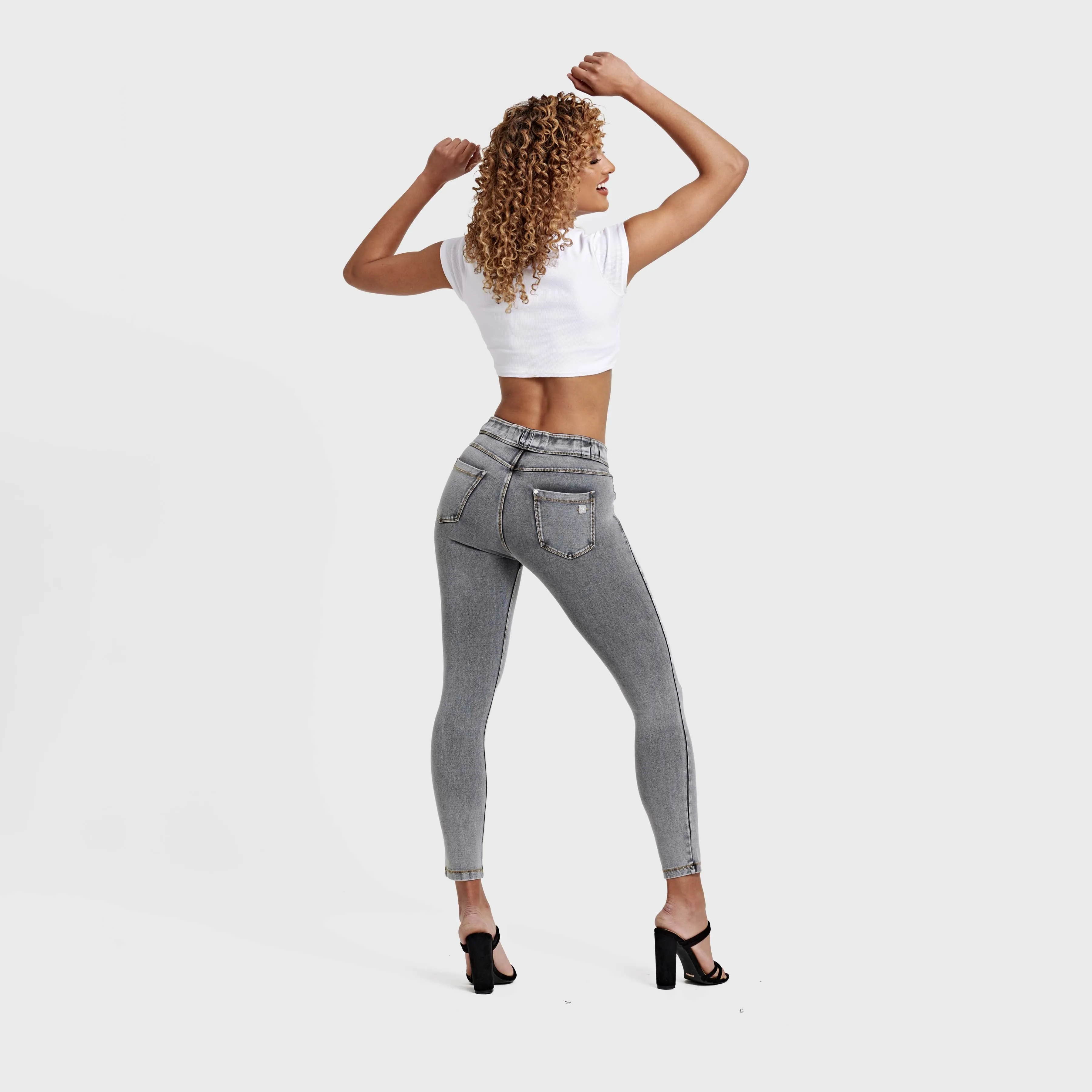 (NOW1MC002ORG-J3Y) N.O.W.® Mid Waist met Knoopsluiting