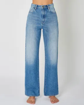 rolla's heidi straight jean - mid blue