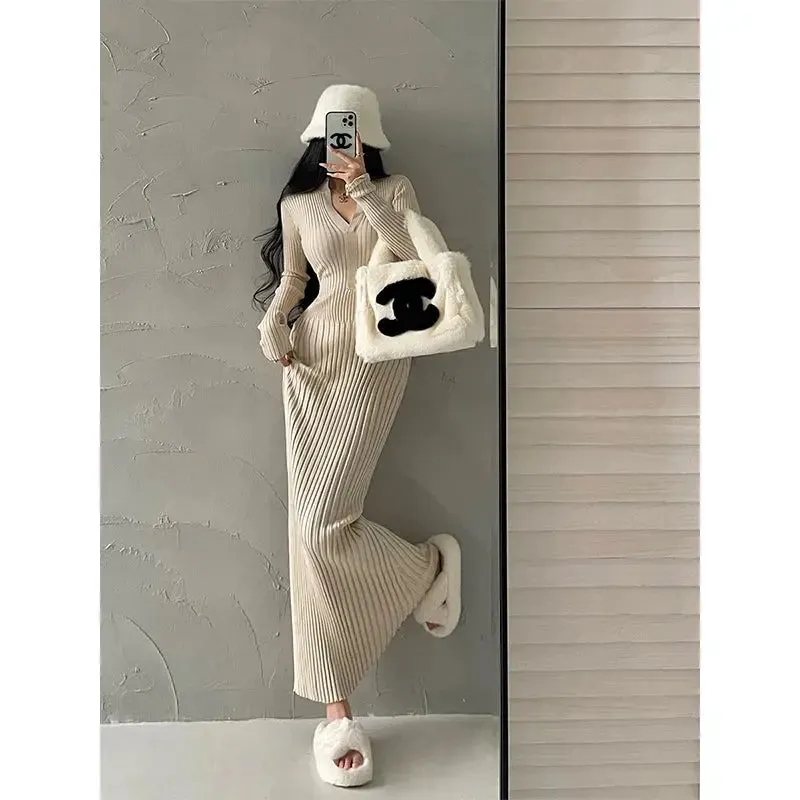 V-neck Slim Long Sleeve Knitted Sweater Dress